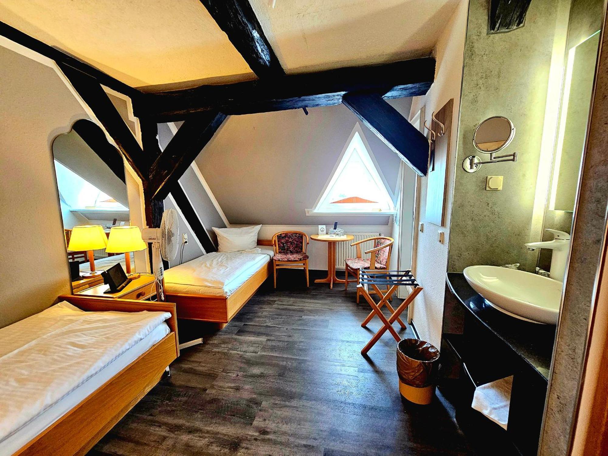 Hotel Am Markt & Brauhaus Stadtkrug Ueckermünde Екстериор снимка