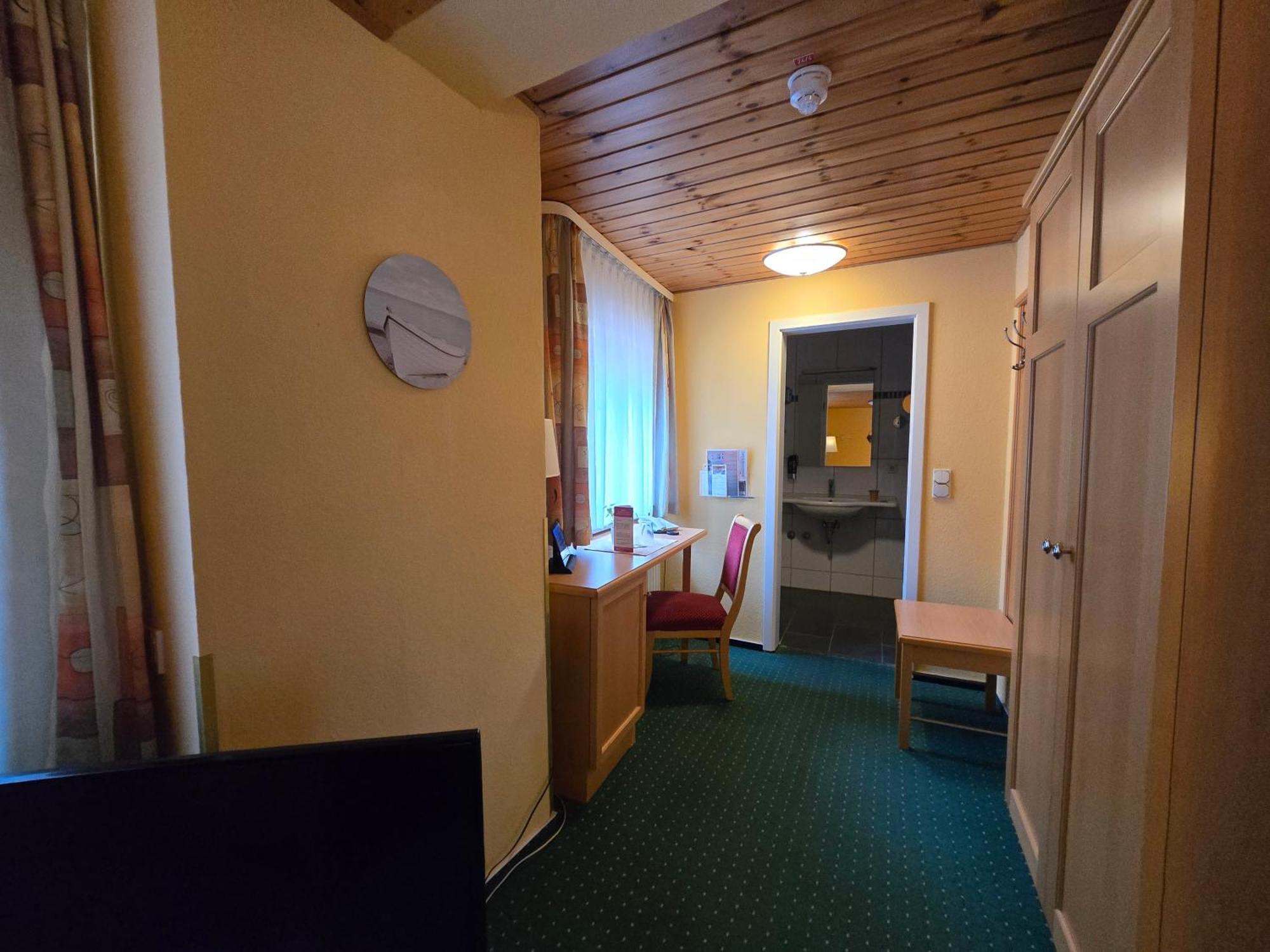 Hotel Am Markt & Brauhaus Stadtkrug Ueckermünde Екстериор снимка